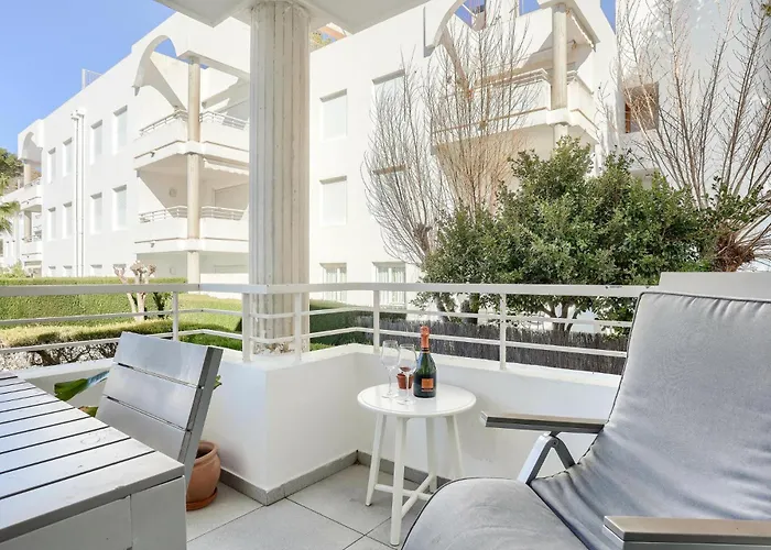 Apartmán Bellresguard First Floor G *