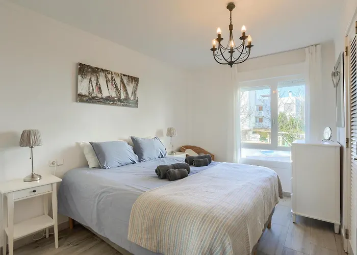 Apartment Bellresguard First Floor G *